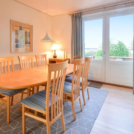 Stunning In W/ Sauna And 4 Bedrooms * Bandholm